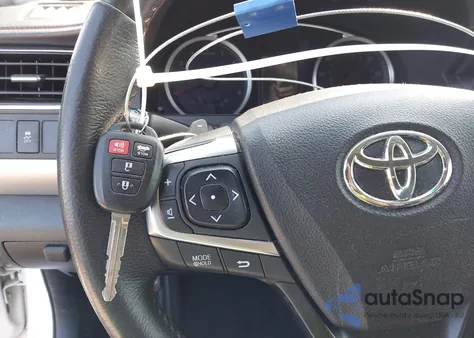 2015 Toyota Camry Se z USA, uszkodzony, nr VIN 4T1BF1FK8FU498211